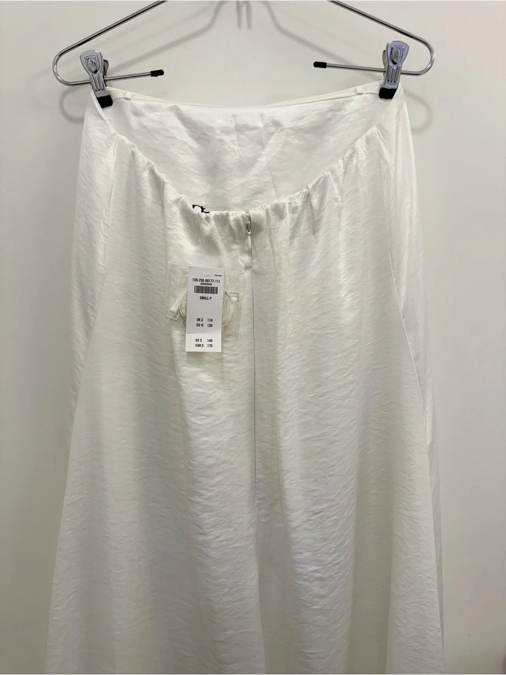 Abercrombie & Fitch Strapless trapeze maxi dress in white size small petite